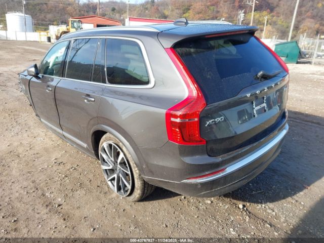 Volvo XC90 B6 Ultimate Bright Theme 7-seater Image 15