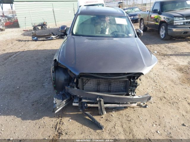 Volvo XC90 B6 Ultimate Bright Theme 7-seater Image 11