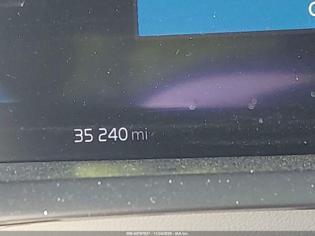 Volvo XC90 B6 Ultimate Bright Theme 7-seater Image 13