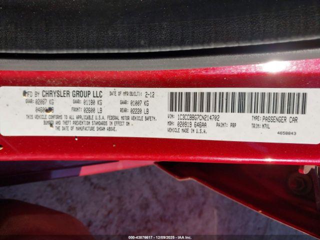 Chrysler 200 Touring Image 2