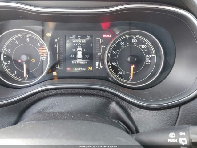 Jeep Cherokee Latitude 4x4 Image 8