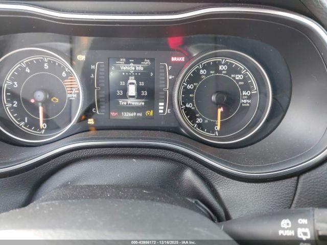 Jeep Cherokee Latitude 4x4 Image 8