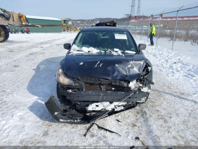 Subaru Impreza 2.0i Image 7