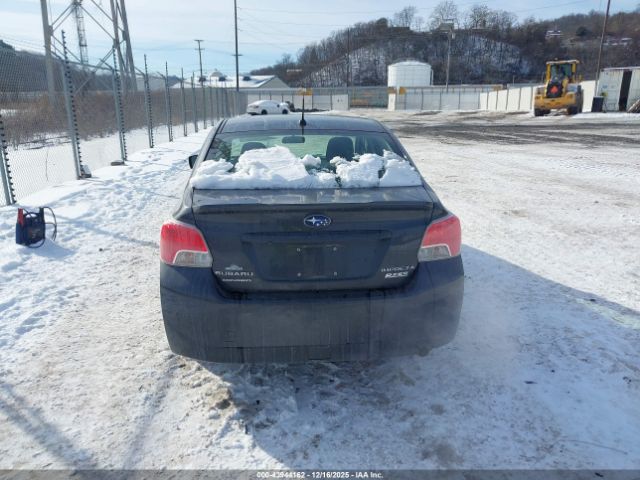 Subaru Impreza 2.0i Image 12