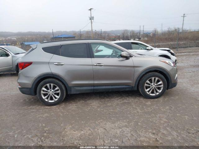 Hyundai SANTA FE 2.0t Image 15