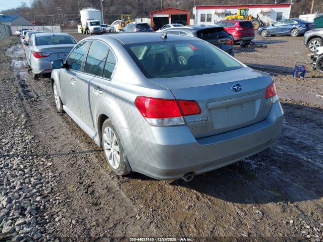 Subaru Legacy 2.5i Limited Image 5