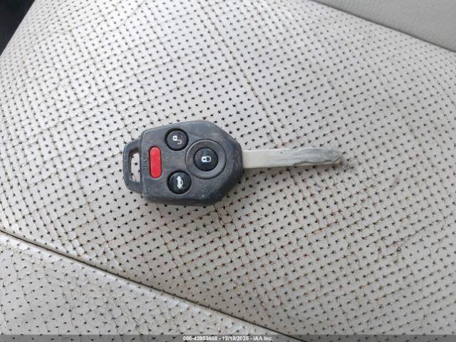 Subaru Outback 2.5i Limited Image 12