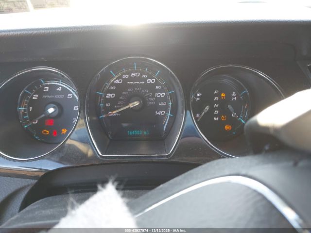 Ford Taurus Limited Image 6