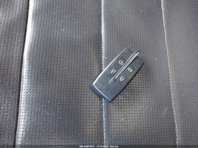 Ford Taurus Limited Image 15