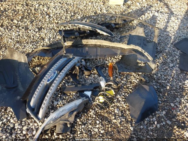 Ford Taurus Limited Image 12