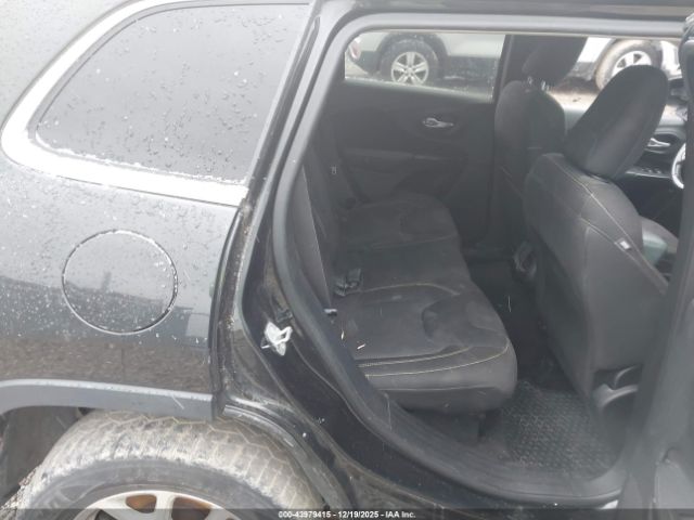 Jeep Cherokee Latitude Image 12