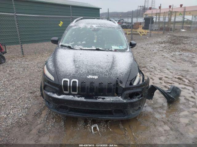 Jeep Cherokee Latitude Image 16