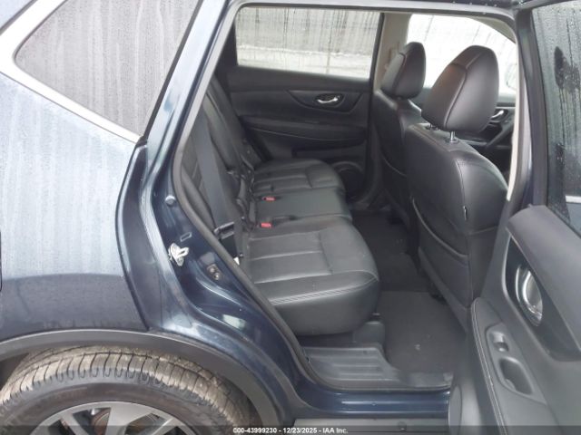 Nissan Rogue Sl Image 3