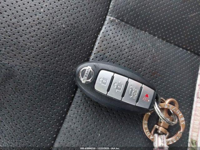 Nissan Rogue Sl Image 7