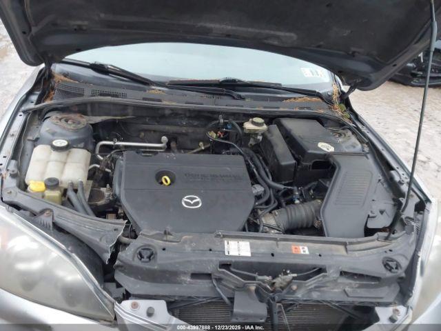 Mazda Mazda3 S Grand Touring Image 6