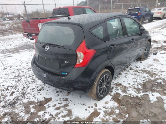 Nissan Versa Image 5