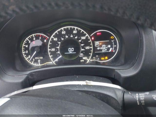 Nissan Versa Image 2