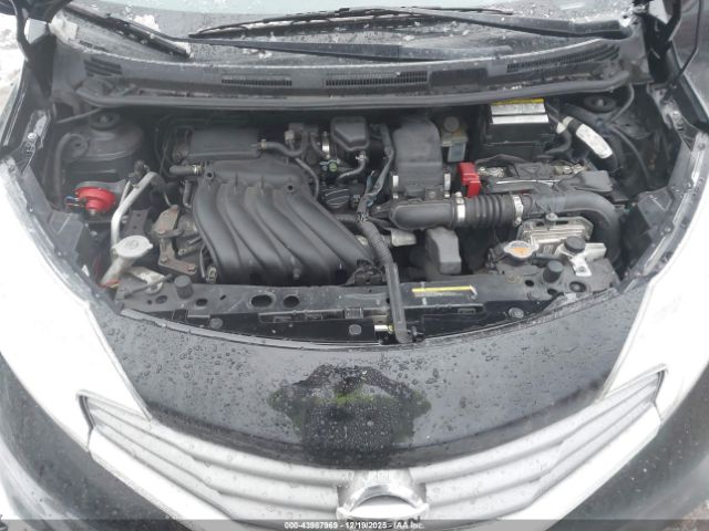 Nissan Versa Image 14