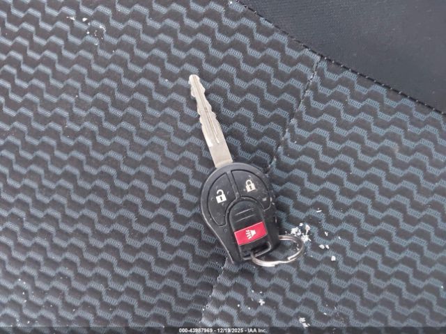 Nissan Versa Image 10