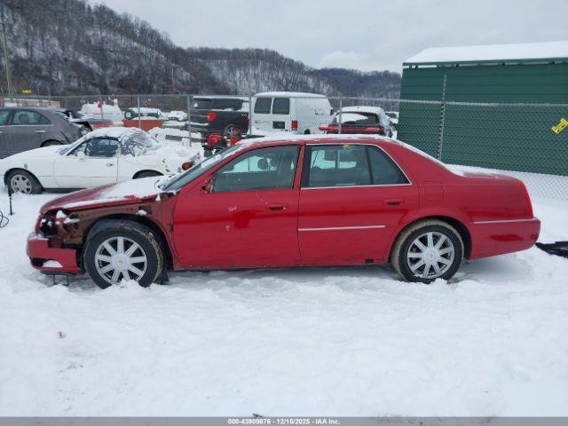 Cadillac DTS 1sd Image 2