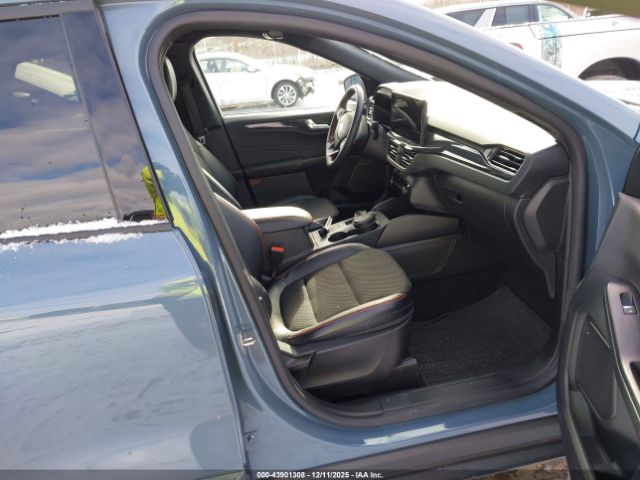 Ford Escape St-line Image 7