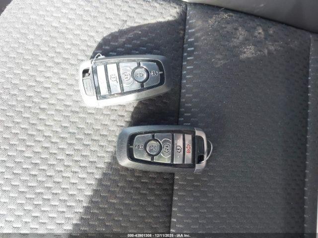 Ford Escape St-line Image 9