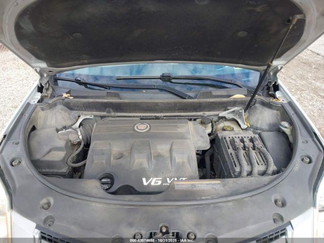 Cadillac SRX Luxury Collection Image 5