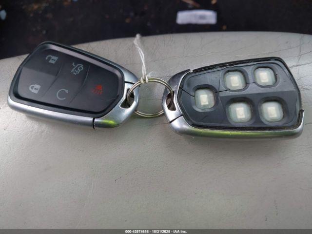 Cadillac SRX Luxury Collection Image 6