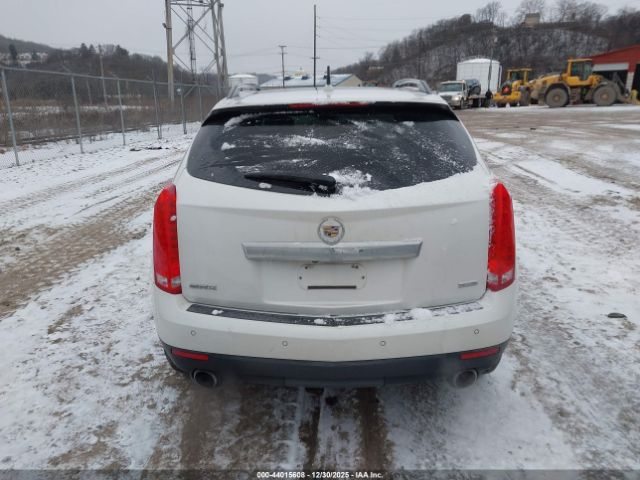 Cadillac SRX Luxury Collection Image 14