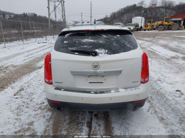 Cadillac SRX Luxury Collection Image 14