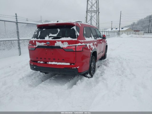 Toyota Sequoia Platinum Image 3