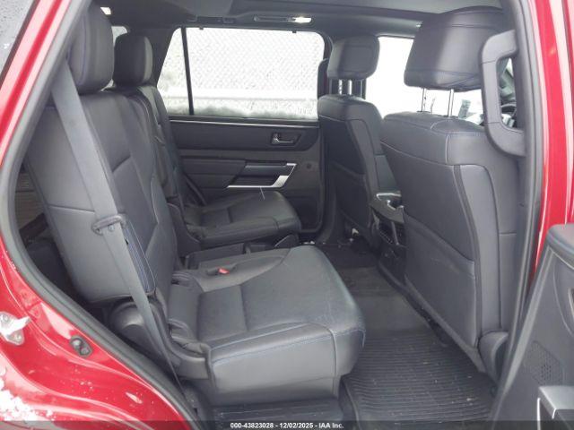 Toyota Sequoia Platinum Image 10