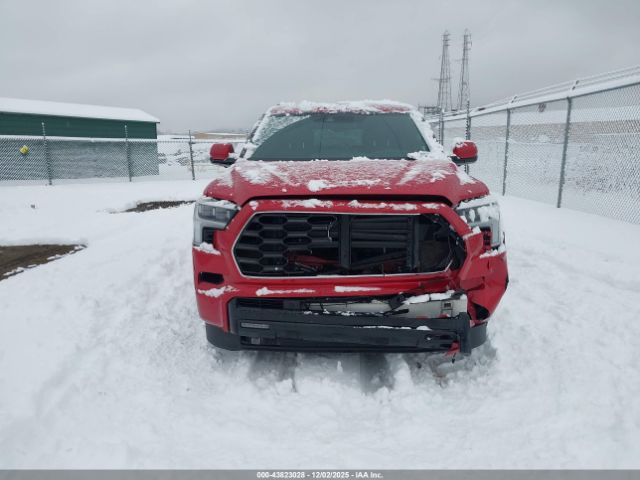 Toyota Sequoia Platinum Image 16