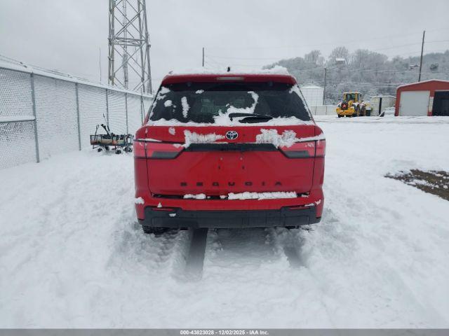 Toyota Sequoia Platinum Image 14