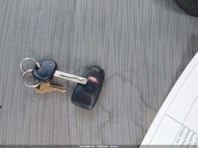 Hyundai ACCENT Se Image 9