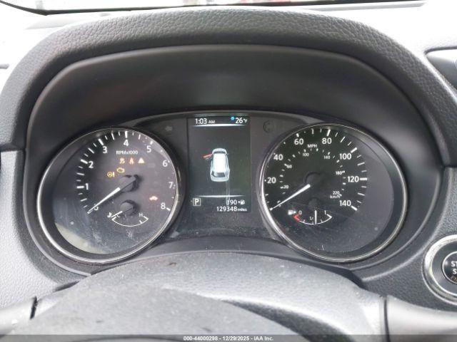 Nissan Rogue Sv Image 16