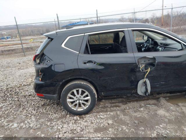 Nissan Rogue Sv Image 9