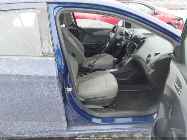 Chevrolet Sonic Ls Auto Image 3