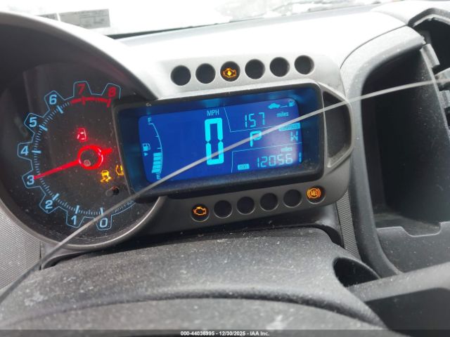 Chevrolet Sonic Ls Auto Image 11