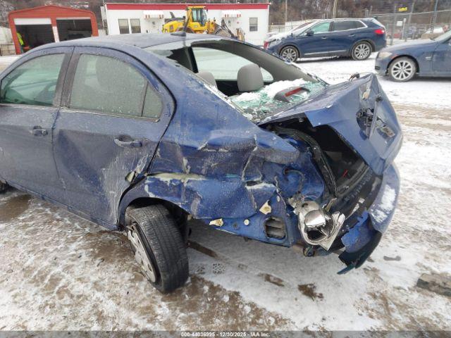 Chevrolet Sonic Ls Auto Image 13