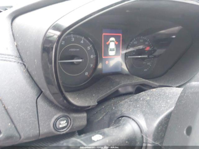 Subaru Impreza Base 5-door Image 8