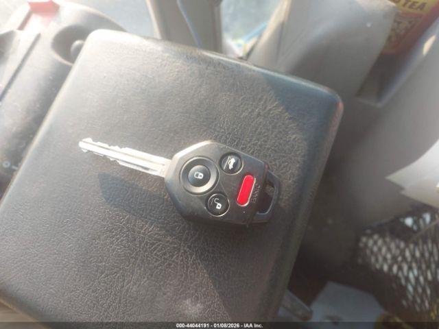 Subaru Impreza Base 5-door Image 13