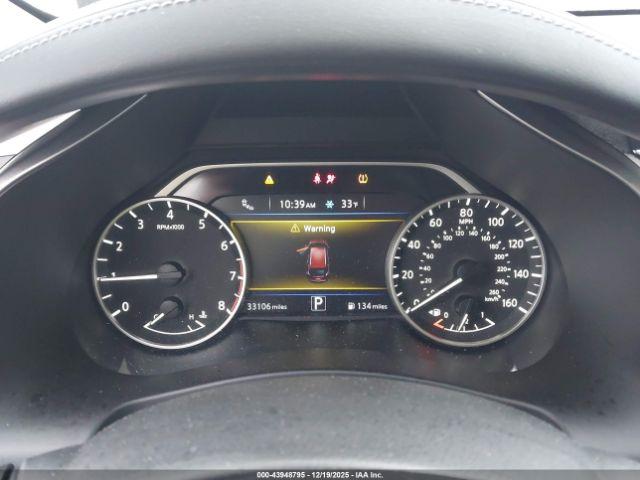 Nissan Murano Platinum Image 14