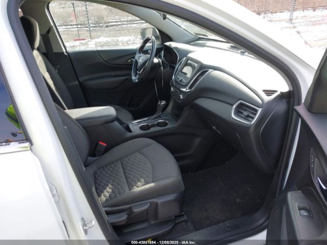 Chevrolet Equinox Lt Image 2