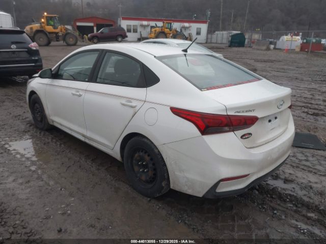 Hyundai ACCENT Se Image 13