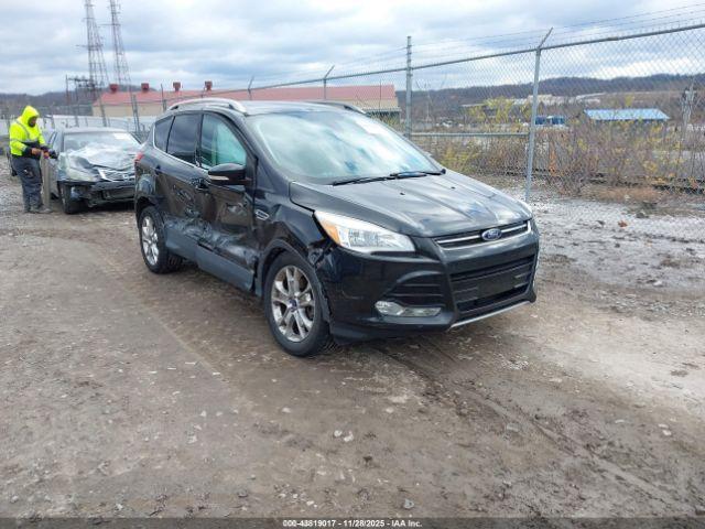  Salvage Ford Escape