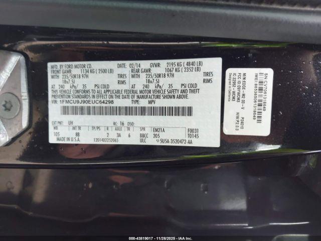 Ford Escape Titanium Image 14