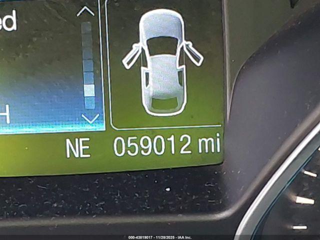 Ford Escape Titanium Image 11