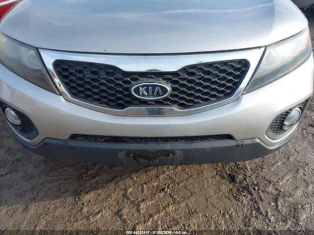 Kia Sorento Lx Image 4