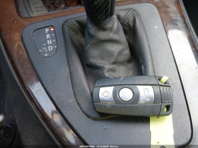 BMW 3 Series Image 11